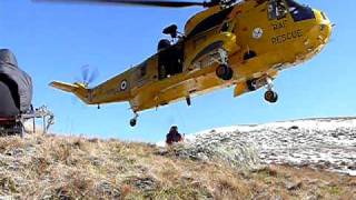 lamrt train with RAF SAR Helicopter at Stickle tarn [upl. by Lahtnero138]