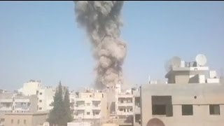 Siria in fiamme lantico suk di Aleppo attentato nella regione curda [upl. by Nalani37]