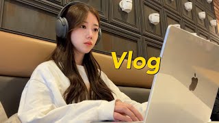 VLOG 새 지갑 장만  가방속 꿀템  하루필름 도전  봄웜은 무조건 픽닷  규동에 중독된 자  다이슨 청소기 샀어요  귀여운 김여우🦊 [upl. by Adnawyek]