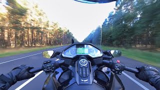 Honda Goldwing GL1800 acceleration 0180 kmh [upl. by Sidwell377]