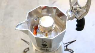 Test Bialetti Brikka 2 cup moka pot [upl. by Judd697]