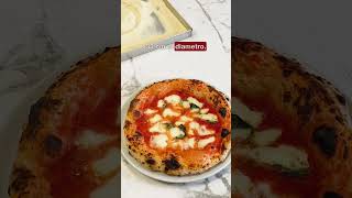 Pizza Napoletana Moderna con impasto diretto 68 idratazione Ha senso cercare altro pizza [upl. by Peirce]