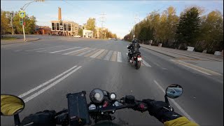 Red Light Talk Quick Takeoff and a Bit of Humor with a Fellow Rider [upl. by Hubert679]