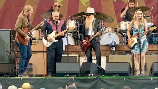 Tedeschi Trucks Band perform “Palace of the King” with special guest Billy Gibbons [upl. by Ahl403]