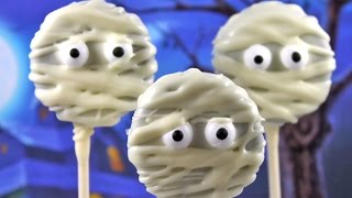 Halloween Cookie Pops Make Mummy Cookies  Cooking with Squish Halloween Special [upl. by Daly]