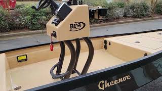 Custom Gheenoe LT25 with Aluminum Center Console by Big Franks Outdoors [upl. by Stig]