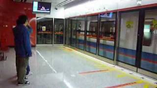 广州地铁列车开出广州火车站 A Guangzhou Metro train departs from Guangzhou Railway Stn [upl. by Courtland]