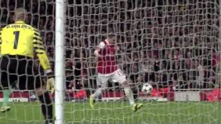 Van Persie Wonder Goal VS Barcelona [upl. by Aretse]