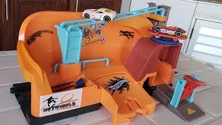 A NOVA PISTA HOT WHEELS quotTENTE ESCAPAR DO PARQUE DE SKATEquot [upl. by Clayborn]