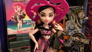 MONSTER HIGH SCARADISE ISLAND DRACULAURA DOLL REVIEW AND UNBOXING [upl. by Innig]