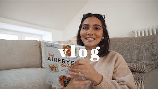 WIR BACKEN APFEL CRUMBLE 🤤  BUCH HAUL  Weekly Vlog  madametamtam [upl. by Anaejer]