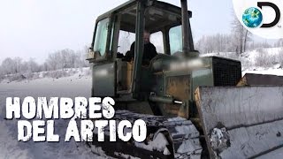 La peligrosa construcción a lo largo del río Yukon  Hombres del Ártico l Discovery Latinoamérica [upl. by Shanly]