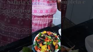 Salada com kafta refeição completa 🥗😋 yotubeshorts saladasaudavel foodlover explorer [upl. by Cockburn]