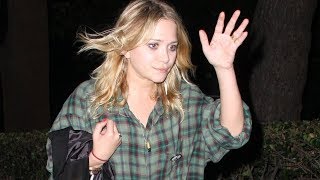 25082008  MaryKate Olsen gets angry at the paparazzi [upl. by Taka680]