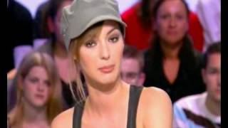 Louise Bourgoin fait sa révolution [upl. by Ardnassak]