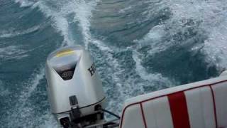 Speedboot varen op Gardameer [upl. by Ynes]