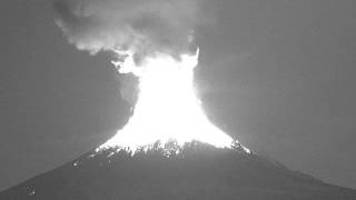 Eruption of Popocatépetl volcano 18 April 2016 [upl. by Karab]