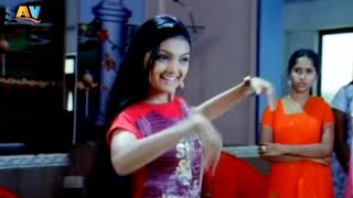 Amazing Kathak Dance by Saranya Mohan  Arundathi Nakshathram Movie Scene [upl. by Elockcin189]