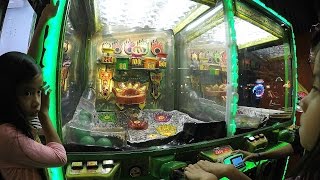 Raptor Captor Arcade Ticket Redemption Game At Dave amp Busters [upl. by Tillo652]