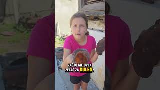 Ko brže jede taj više pojede kulena slanina food comedyfilms funny comedymovies comedy hrana [upl. by Ahsennek]