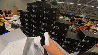 BUYING UNRELEASED JORDAN 11s AT SNEAKERCON CLEVELAND END OF SHOW STEALS ON RARE NIKES AND VINTAGE [upl. by Beffrey]