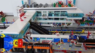 Huge Lego train station MOC of 25000 bricks with Lego monorail and bus platforms [upl. by Robson]