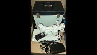 SINGER 221K7 Featherweight White Sewing Machine [upl. by Raynah]