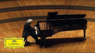 Grigory Sokolov – Schubert Impromptus D899 Nr 2 in Es major [upl. by Jacoba]