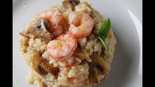 Risotto de champiñones y gambas [upl. by Oinotnaocram]