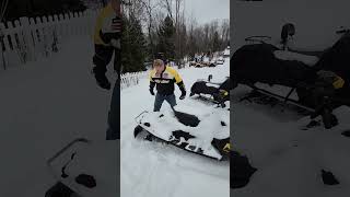 Can the Ski Doo Neo Self Start 2023 Ski Doo Neo Cold Start Run and Wheelie [upl. by Eimorej885]