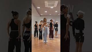 Hwasa Na Dance Practice Mirrored dance kpop famcam foryou hwasana [upl. by Alul]