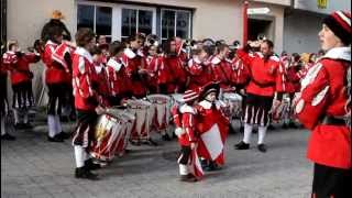 Fasnetsdienstag in Riedlingen 2012 Fanfarenzug der Narrenzunft Blockstrecker Daugendorf 3 Video [upl. by Okier926]