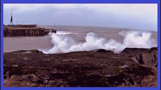 Ilfracombe Supermoon Low Tide amp Large Waves Explore 2014 [upl. by Weisburgh]