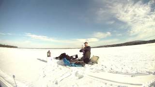 Pêche sur glace Lac Brome  EXPLORATION CHASSE ET PECHE [upl. by Lacy]