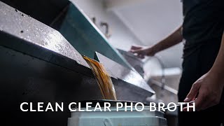 The secret to a clean and clear Pho broth  CÁCH NẤU NƯỚC DÙNG TRONG [upl. by Aimaj152]