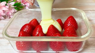 ¡Leche condensada y fresas La receta de postre más fácil jamás cocinada [upl. by Einoj]