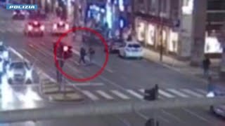 Portafogli rubato a Milano così segue la turista in via Vitruvio ma non sa che la polizia segue lui [upl. by Hannon]