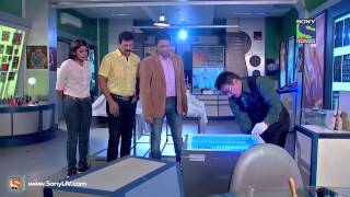 CID  Band Kamre Mein Laash  Episode 1103  18th July 2014 [upl. by Yekcor620]