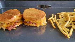 Five Guys Grilled Cheese Cheeseburger 22inch Blackstone ESeries Indoor Griddle [upl. by Nairad495]