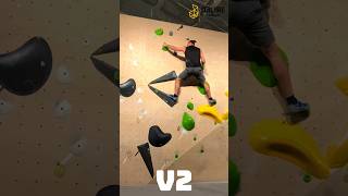 Bouldering V2 bouldering climbing training [upl. by Cerf]