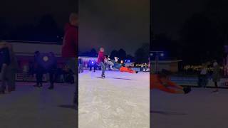 Schlittschuh saß fest genug 😅 eislaufen eiskunstlauf schlittschuhe icefreestyle sophiaschubert [upl. by Eibbil]