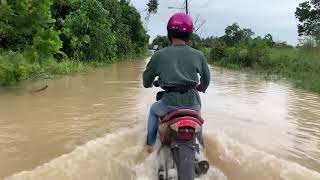 X1R MAIN BANJIR MOTO MATI [upl. by Ahsiekram]