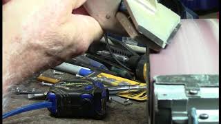 Planer blade sharpening  black amp Decker and Makita Hitachi planers [upl. by Kayle889]