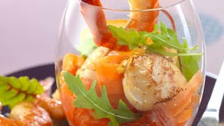 Recette  Brochettes de crevettes et noix de SaintJacques [upl. by Aibsel958]