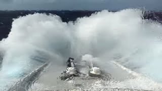 QE2 Queen Elizabeth 2 Ship In A North Atlantic Storm [upl. by Anse]