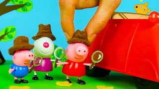 Peppa Pigs Missing Teddy Bear 🧸 Peppa Pig Toy Videos [upl. by Wonacott]