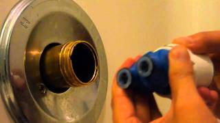 Dismantling a Delta 1400 Series Bathtub Faucet or How to Fix a Leak in Five Minutes [upl. by Buehrer]