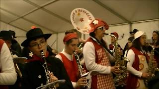 La Banda dAuvergne au Festival des Bandas dEspalion 2017 quotAh le petit vin blancquot [upl. by Renckens]