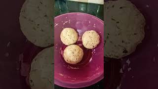 Aloo meda se banay matthi recepi testi like subscribe shots [upl. by Innus]