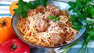 🍅 Klopsiki w sosie pomidorowym 🍝 Pikantne pulpety  makaron w sosie pomidorowym 🌶 Nasze dania [upl. by Nillor]